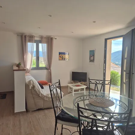 Petit A 3 Kms De La Belgodère