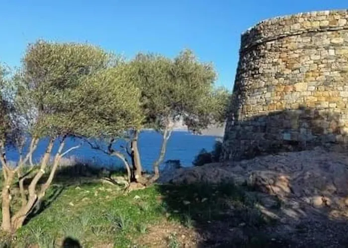 Petit A 3 Kms De La * Belgodère